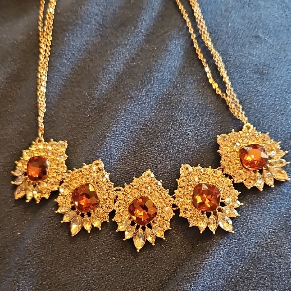 Elegant 3 Chain Gold and Amber Necklace NWT. RSVP Brand